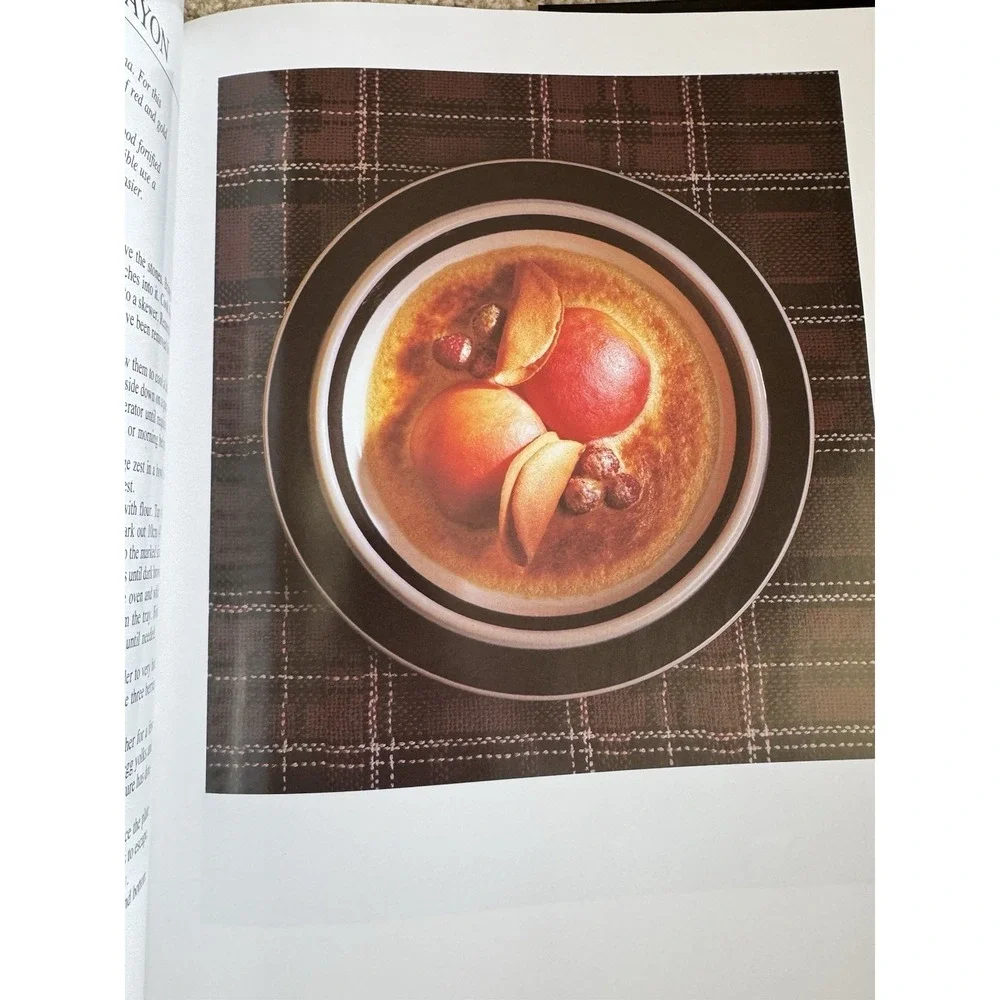 New Zealand's Huka Lodge Desserts 1993 1st Ed. HC Book‎ By Chef Greg Heffernan